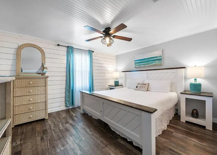 Beachside Charmer By Youngs Suncoast Gulf Shores