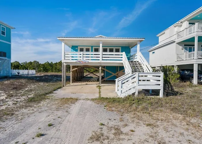 Holiday home Beachside Charmer By Youngs Suncoast *